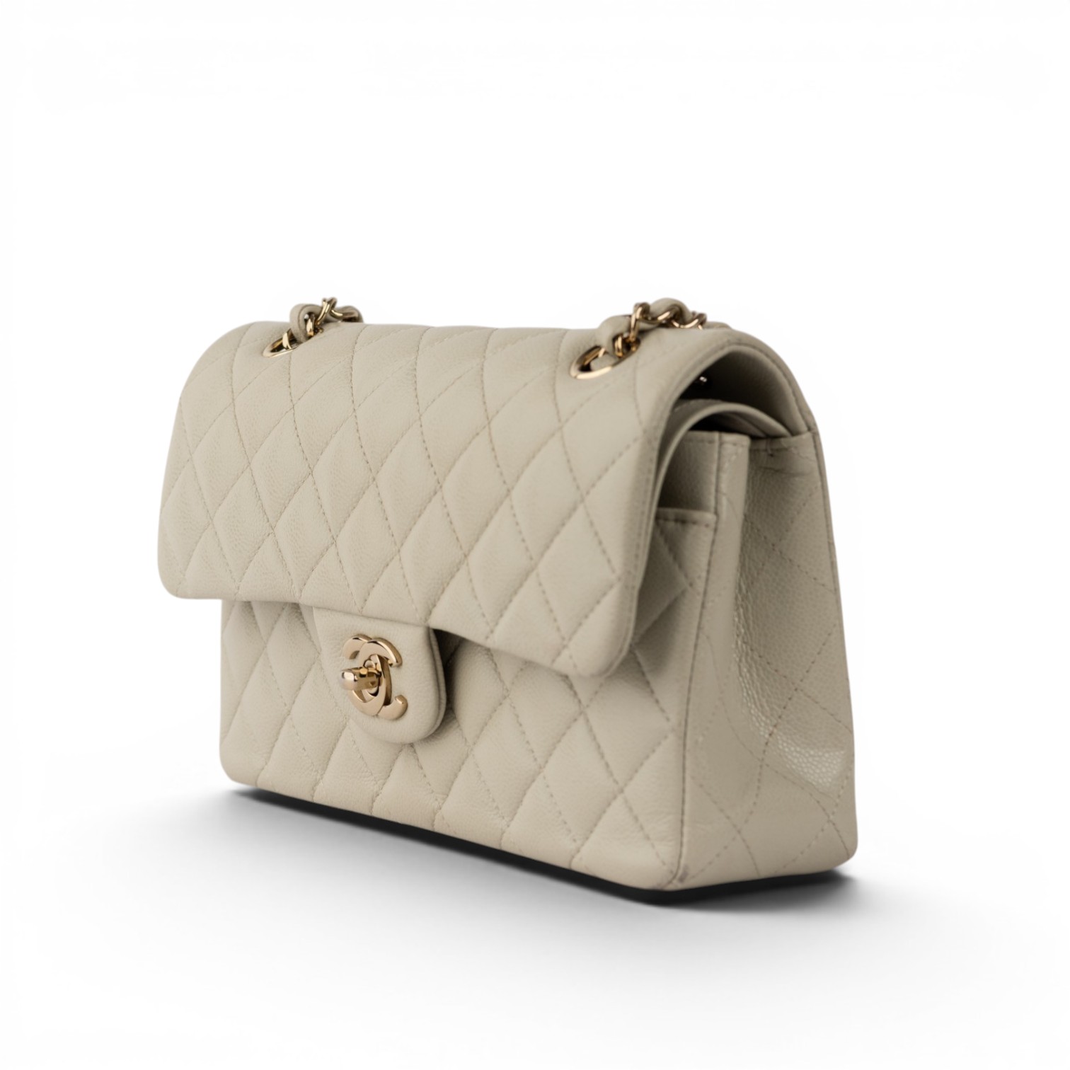Chanel Classic Flap · Caviar — view 3