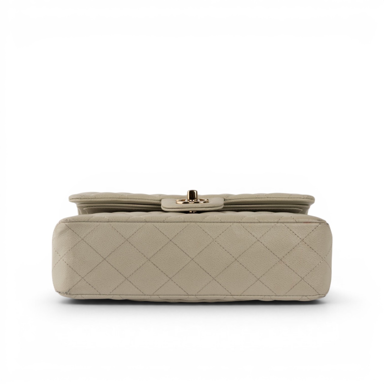 Chanel Classic Flap · Caviar — view 4