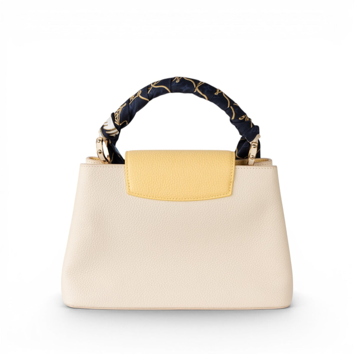 Louis Vuitton Capucines Mm — view 2
